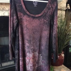 M. Rena Tunic top😁